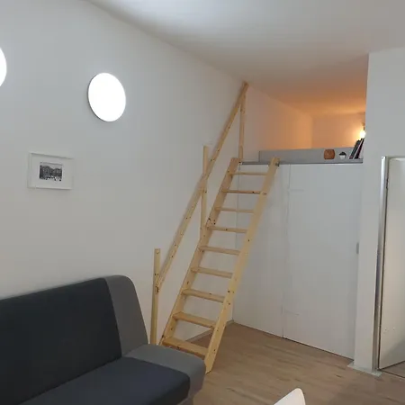 Apartamento Modern Near Tivoli & Center *